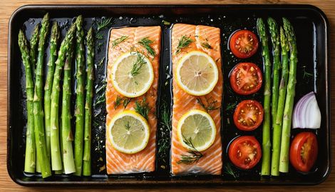 Fırında Sebzeli Somon: Kolay Marinasyon ve İdeal Pişirme Rehberi